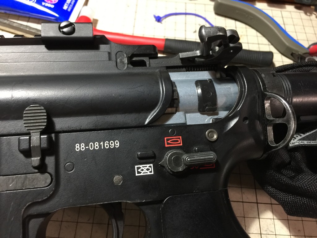 HK416D　アッパーレシーバー分離